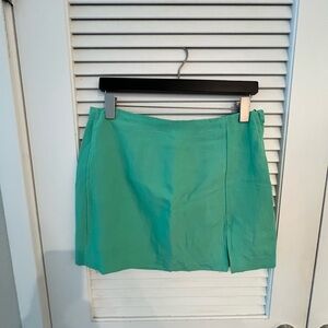 H&M skirt.New no tags